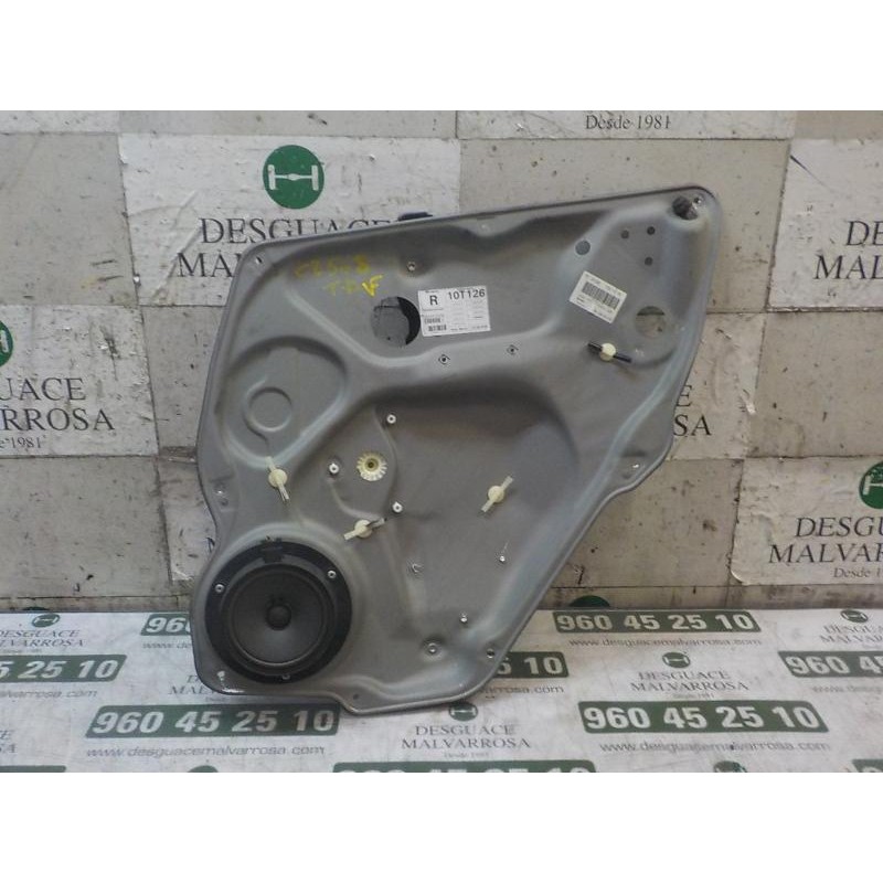 Recambio de elevalunas trasero derecho para mercedes-benz clase b (w245) 2.0 cdi cat referencia OEM IAM A1697303879  