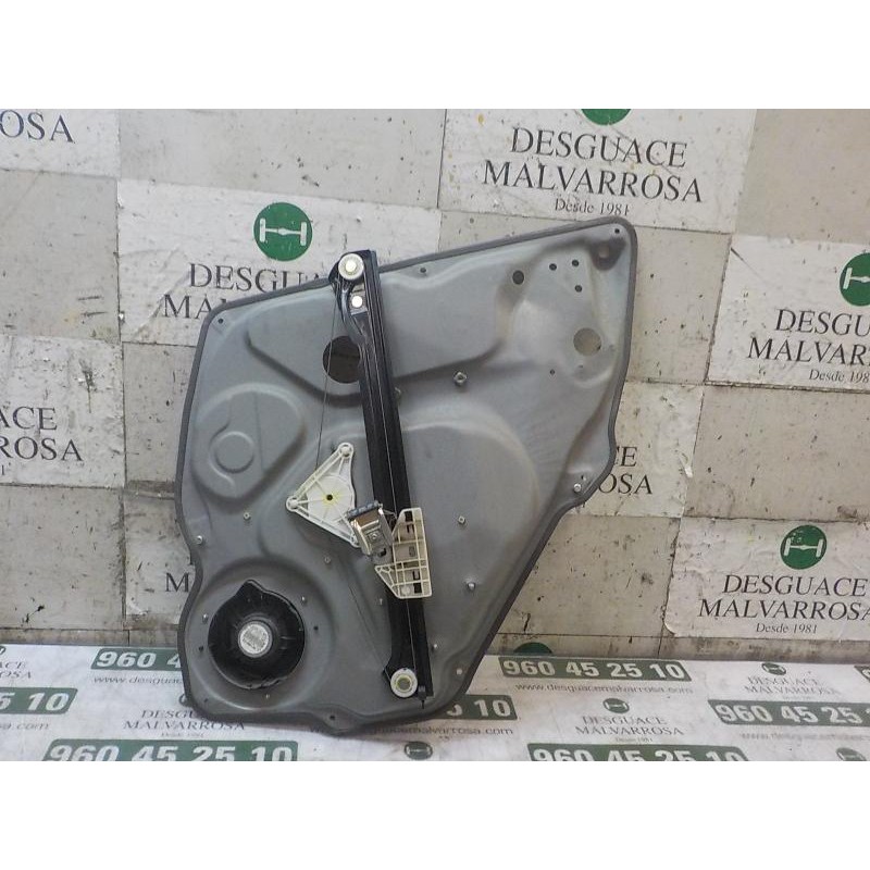 Recambio de elevalunas trasero izquierdo para mercedes-benz clase b (w245) 2.0 cdi cat referencia OEM IAM A1697303779  