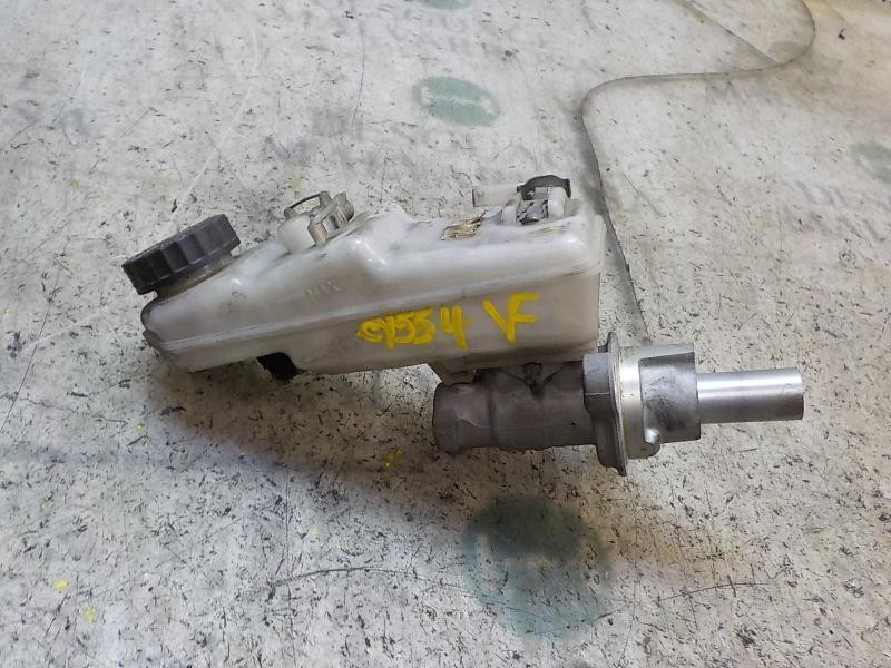 Recambio de bomba freno para toyota auris 2.0 d-4d cat referencia OEM IAM 4720109300  