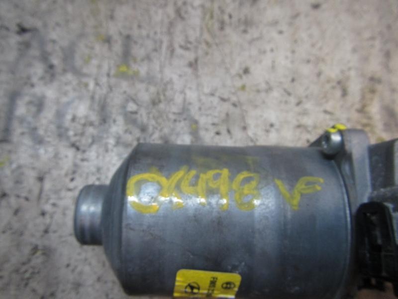 Recambio de motor limpia delantero para hyundai i10 1.2 cat referencia OEM IAM 98110B4000 98100139000 F00S25S2884