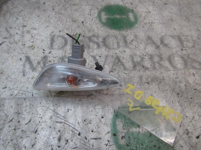 Recambio de piloto lateral izquierdo para hyundai i10 1.2 cat referencia OEM IAM 92303B9000  