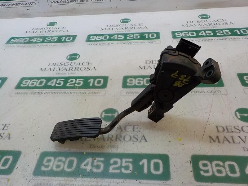 Recambio de potenciometro pedal para hyundai i30cw classic referencia OEM IAM 327002R930 110402K0145 110402K0145