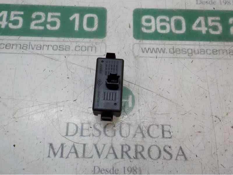 Recambio de warning para renault megane iii berlina 5 p authentique referencia OEM IAM 252100502R  