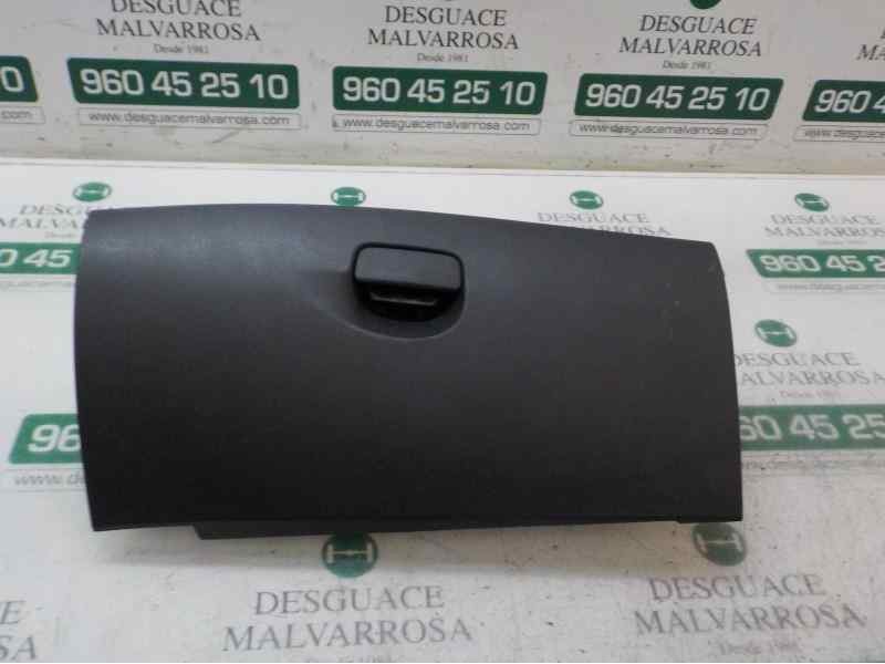 Recambio de guantera para renault megane iii berlina 5 p authentique referencia OEM IAM 682525548R  