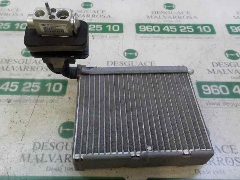 Recambio de evaporador aire acondicionado para volvo v40 2.0 diesel cat referencia OEM IAM 31436312  