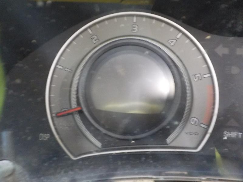 Recambio de cuadro instrumentos para toyota auris 2.0 d-4d cat referencia OEM IAM 838000Z290  