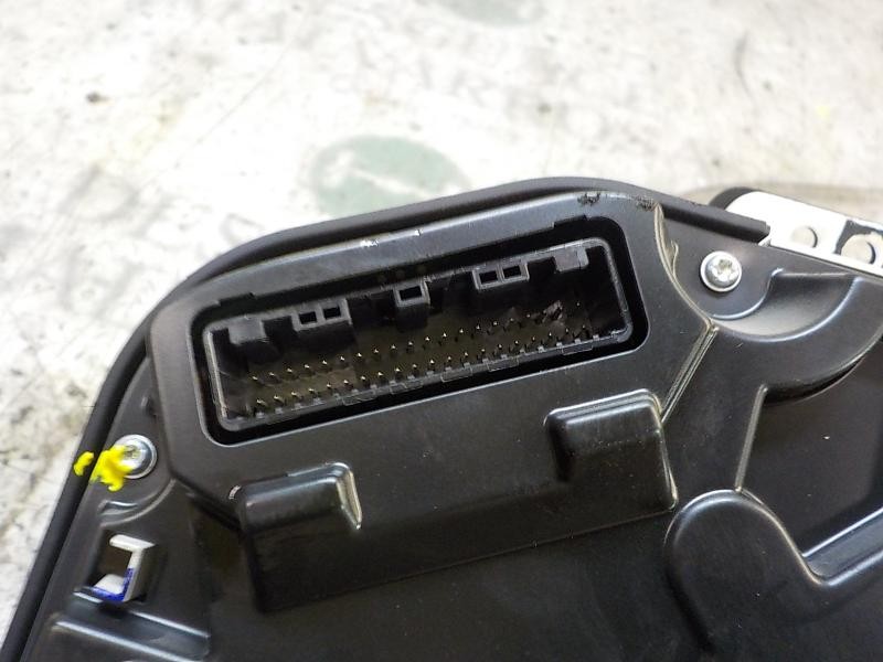 Recambio de cuadro instrumentos para toyota auris 2.0 d-4d cat referencia OEM IAM 838000Z290  