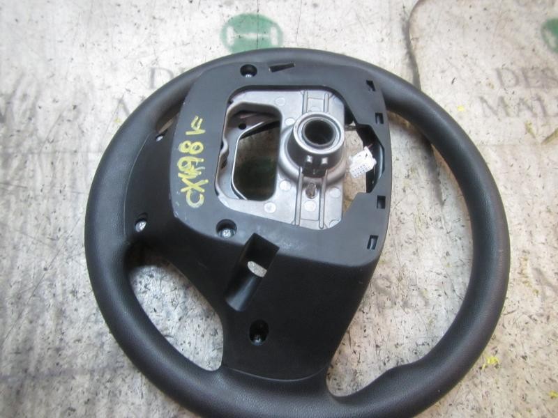 Recambio de volante para hyundai i10 1.2 cat referencia OEM IAM 56100B9040PYN  