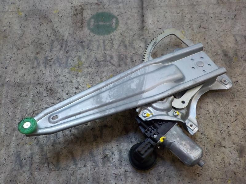 Recambio de elevalunas trasero izquierdo para toyota auris 2.0 d-4d cat referencia OEM IAM 6984002240  