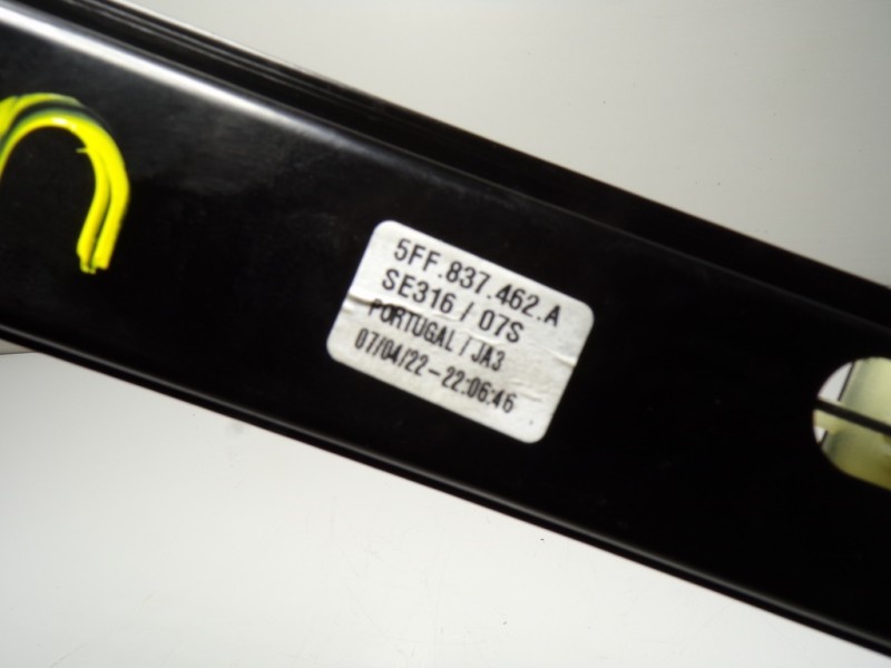 Recambio de elevalunas delantero derecho para cupra formentor 1.5 tsi referencia OEM IAM 5FF837462A 5FF837462A 