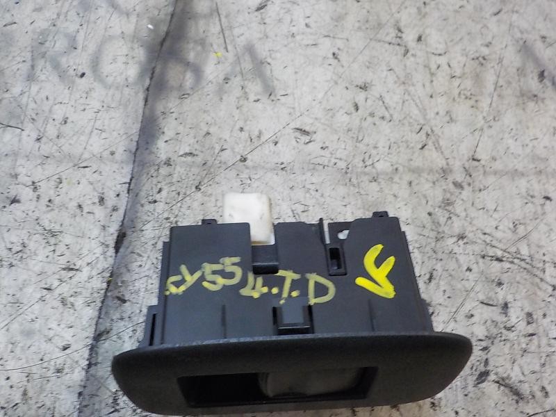 Recambio de mando elevalunas trasero derecho para toyota auris 2.0 d-4d cat referencia OEM IAM 848100D030  