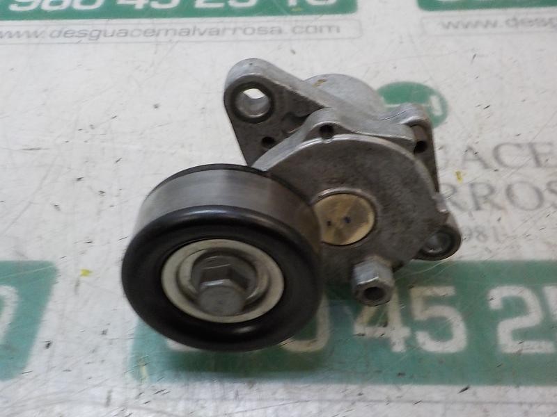 Recambio de tensor correa auxiliar para hyundai i30cw classic referencia OEM IAM 252812A100  