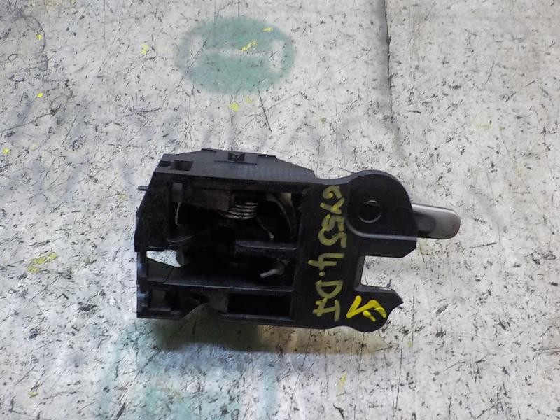 Recambio de maneta interior delantera izquierda para toyota auris 2.0 d-4d cat referencia OEM IAM 6920602120B1  