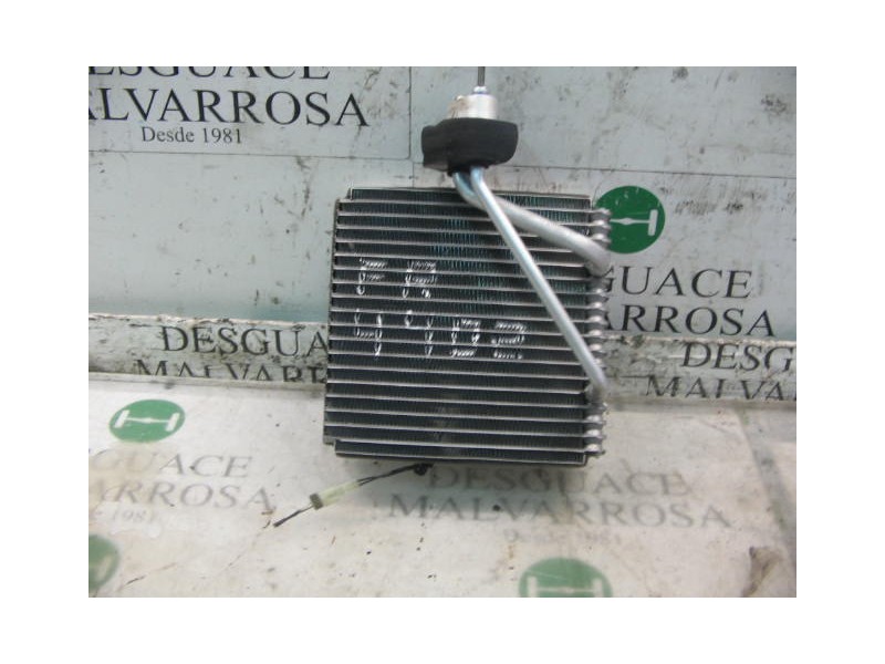 Recambio de evaporador aire acondicionado para kia carnival ii 2.9 cdri ex referencia OEM IAM   