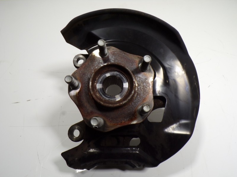 Recambio de mangueta delantera izquierda para nissan x-trail (t32) acenta referencia OEM IAM 400154CE0A  402024BA0A