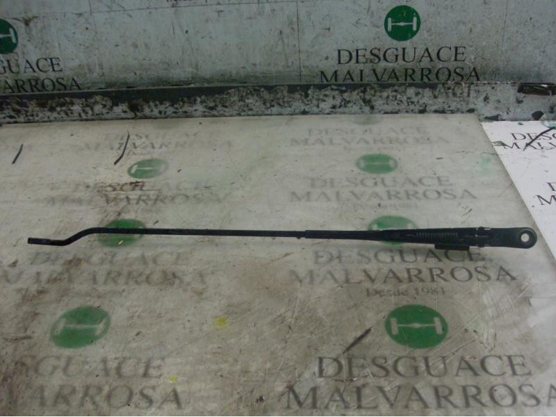 Recambio de brazo limpia delantero derecho para mercedes-benz vito (w638) caja cerrada 108 cdi  (638.094) referencia OEM IAM   