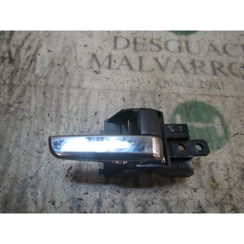 Recambio de maneta interior delantera derecha para mitsubishi asx (ga0w) motion 2wd referencia OEM IAM 5716A480XB  