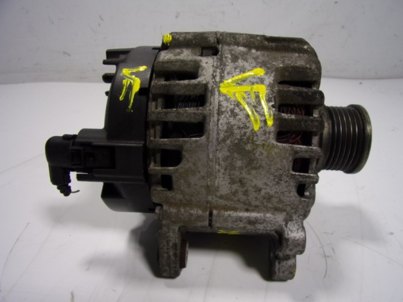 Recambio de alternador para volkswagen t6 transporter 2.0 tdi referencia OEM IAM 03L903023L 03L903023L 