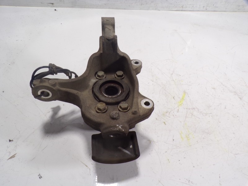 Recambio de mangueta delantera izquierda para renault latitude 2.0 dci diesel fap referencia OEM IAM 400150006R  