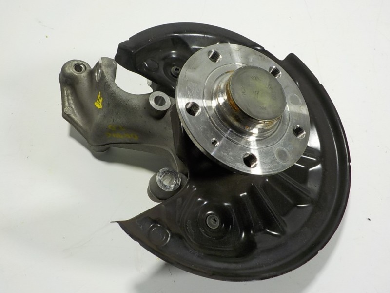 Recambio de mangueta trasera derecha para cupra formentor 1.5 tsi referencia OEM IAM 5QA505434B  