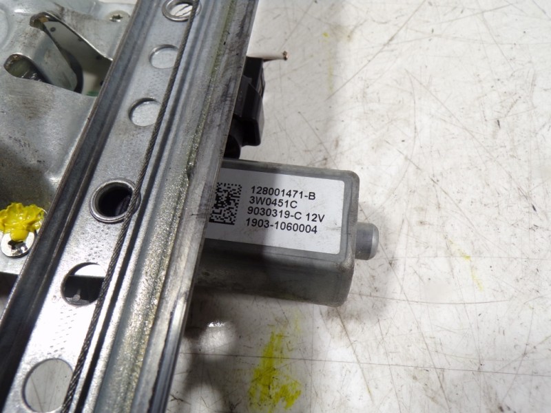 Recambio de elevalunas delantero derecho para dacia dokker express 1.6 16v 110 referencia OEM IAM 807209071R 128001471B 12800147