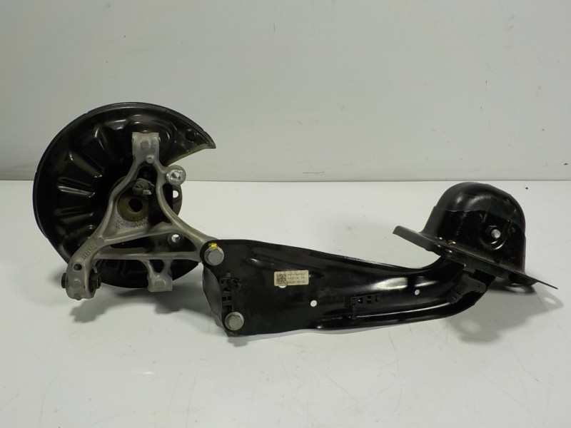 Recambio de mangueta trasera izquierda para cupra formentor 1.5 tsi referencia OEM IAM 5QA505433B 5WA501051AQ 