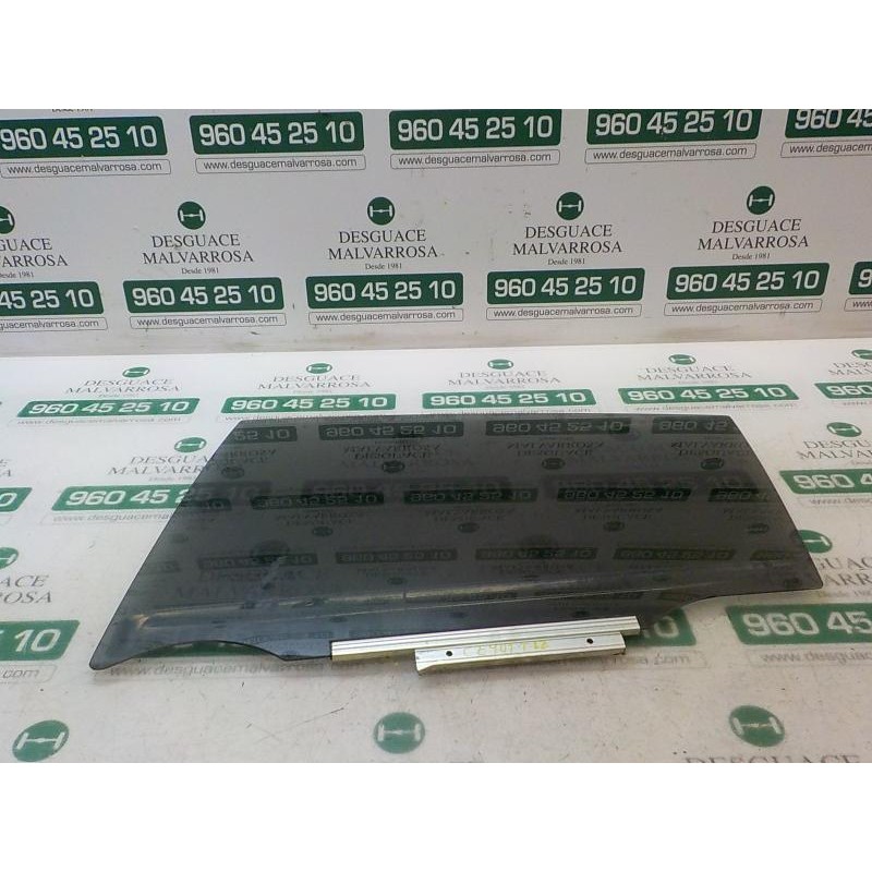 Recambio de cristal puerta trasero izquierdo para toyota rav 4 2.0 d-4d cat referencia OEM IAM 6811442150  