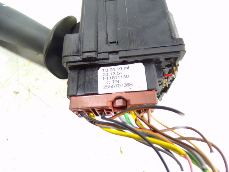 Recambio de mando limpia para dacia dokker express 1.6 16v 110 referencia OEM IAM 8201168003 255670736R 