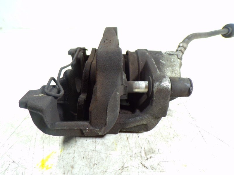 Recambio de pinza freno delantera izquierda para dacia dokker express 1.6 16v 110 referencia OEM IAM 410111495R  