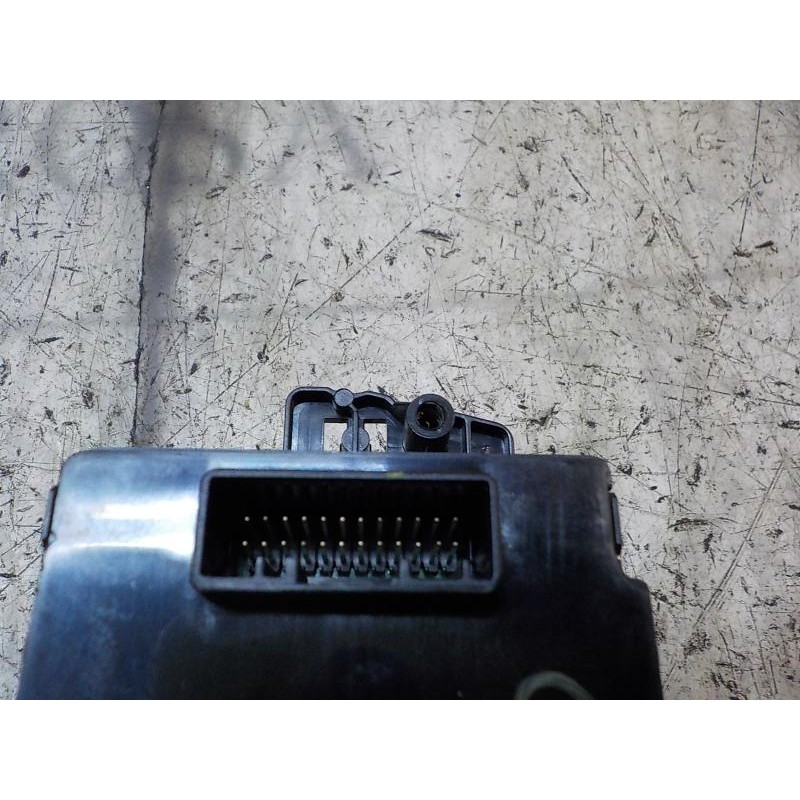 Recambio de mando climatizador para renault scenic iii 1.5 dci diesel fap referencia OEM IAM 275109409R 275109409R 