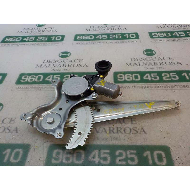 Recambio de elevalunas trasero izquierdo para toyota rav 4 2.0 d-4d cat referencia OEM IAM 6980442050  