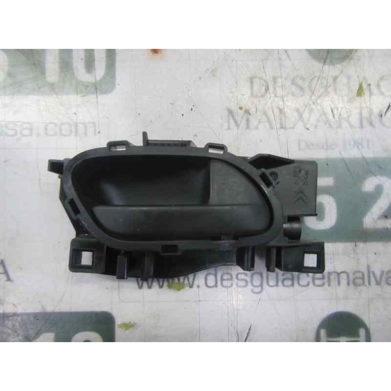 Recambio de maneta interior delantera derecha para peugeot partner kombi 1.6 16v hdi cat referencia OEM IAM   