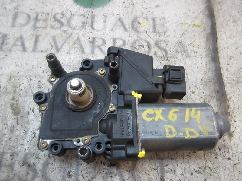 Recambio de motor elevalunas delantero derecho para audi a4 berlina (b5) 1.8 t referencia OEM IAM   