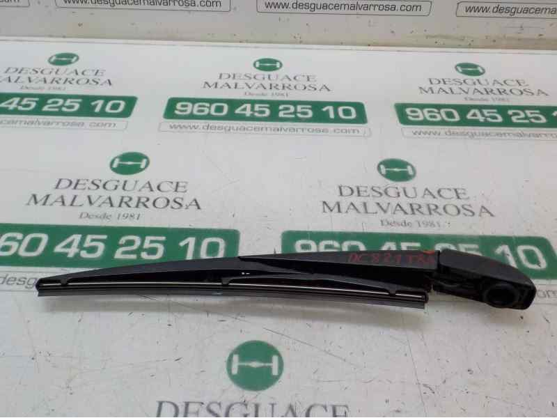 Recambio de brazo limpia trasero para toyota aygo 1.0 vvti referencia OEM IAM 852410H030  