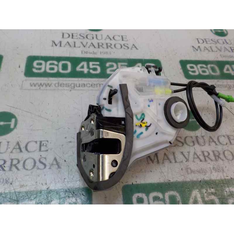 Recambio de cerradura puerta trasera derecha para toyota aygo 1.0 vvti referencia OEM IAM 6905002390  