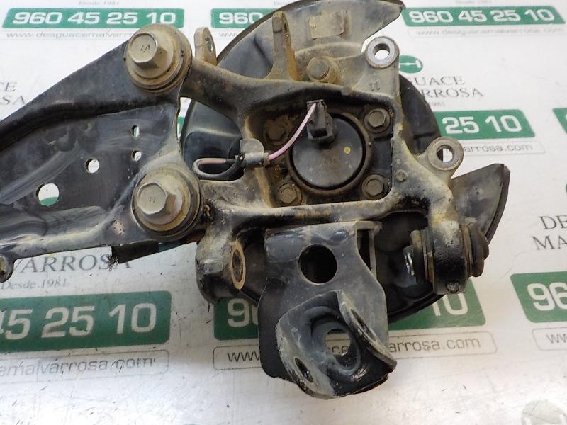 Recambio de mangueta trasera derecha para toyota rav 4 2.0 d-4d cat referencia OEM IAM 4230442020  