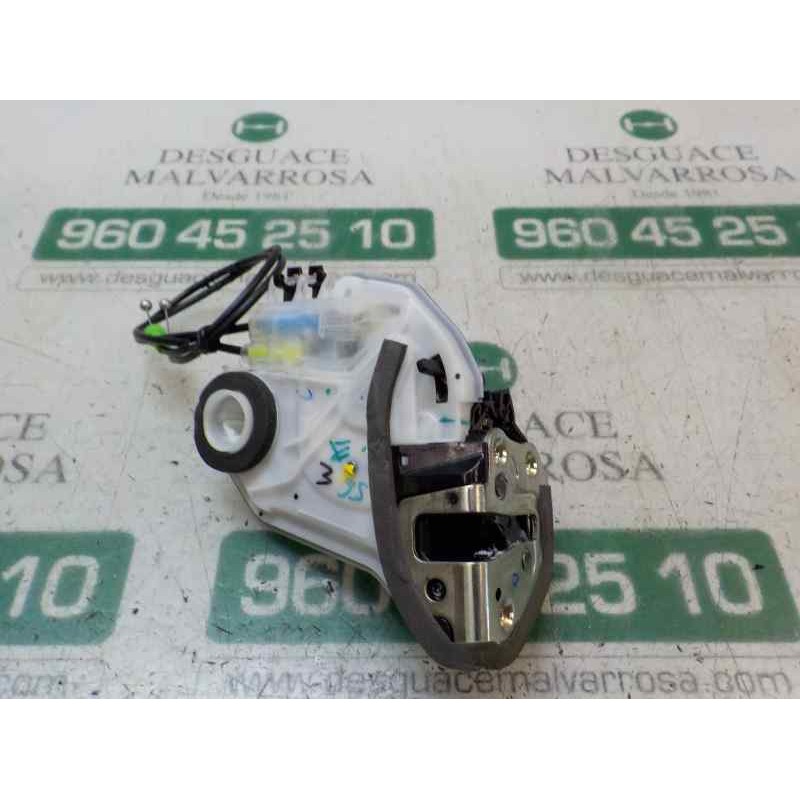 Recambio de cerradura puerta trasera izquierda para toyota aygo 1.0 vvti referencia OEM IAM 6906002390  