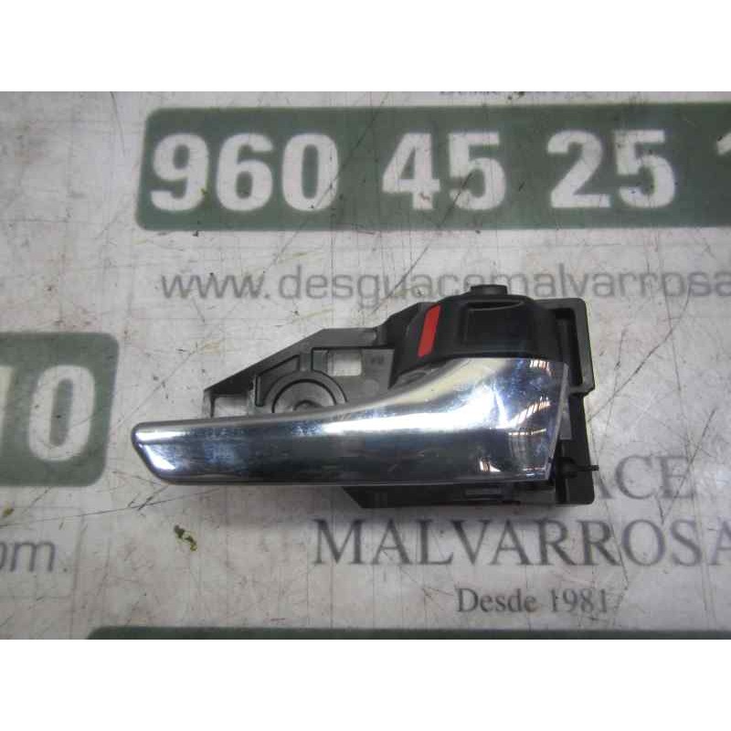 Recambio de maneta interior delantera derecha para toyota prius+ 1.8 16v (híbrido) referencia OEM IAM 6920533111C0  