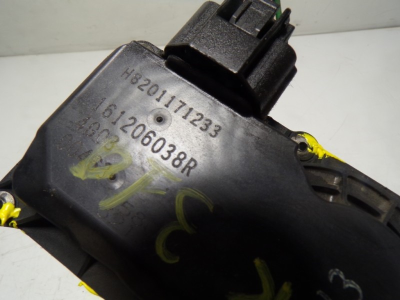 Recambio de caja mariposa para dacia lodgy 1.2 16v tce cat referencia OEM IAM 161204451R H8201171233 H8201171233