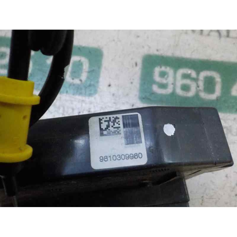 Recambio de cerradura puerta trasera izquierda para peugeot 308 sw 1.6 blue-hdi fap referencia OEM IAM 9810309980  