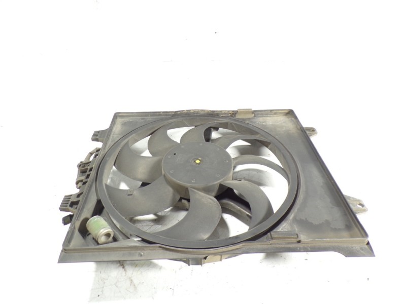 Recambio de electroventilador para fiat nuova 500 (150) 1.2 cat referencia OEM IAM 51887780 51789529 