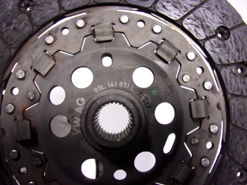 Recambio de kit embrague para volkswagen t6 transporter 2.0 tdi referencia OEM IAM 03L141015N 03L141031L 