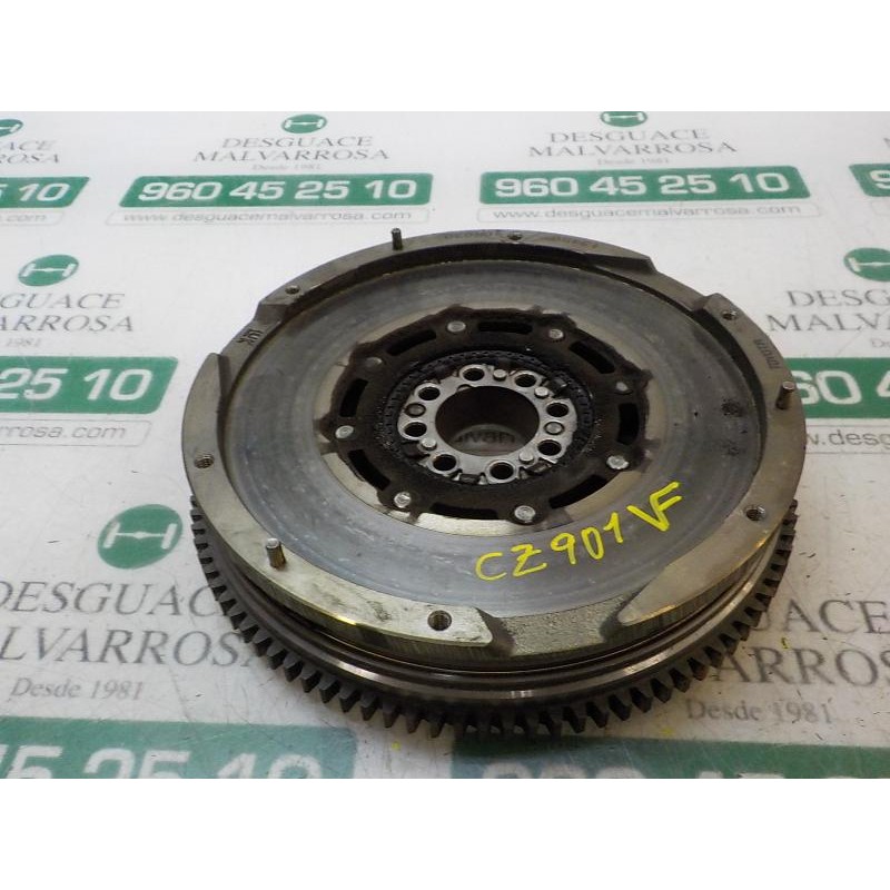 Recambio de volante motor para toyota rav 4 2.0 d-4d cat referencia OEM IAM 134500R030  