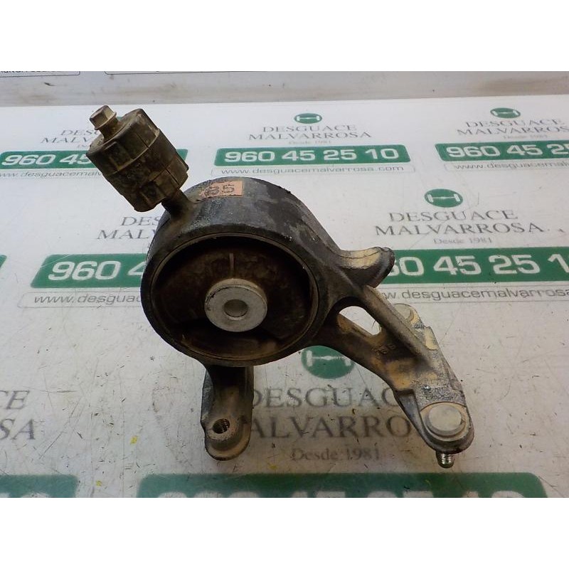 Recambio de soporte cambio para toyota rav 4 2.0 d-4d cat referencia OEM IAM 1237126060  