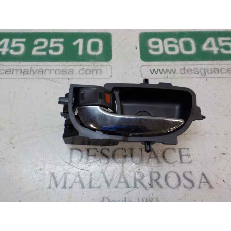 Recambio de maneta interior trasera izquierda para toyota aygo 1.0 vvti referencia OEM IAM 692060D281B0  