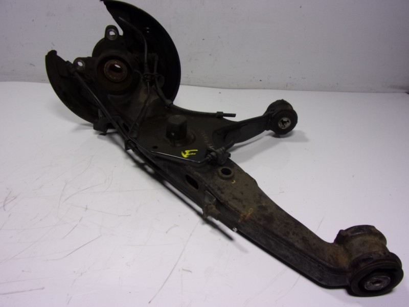 Recambio de mangueta trasera izquierda para volkswagen t6 transporter 2.0 tdi referencia OEM IAM 7E0501071  7H0401611H