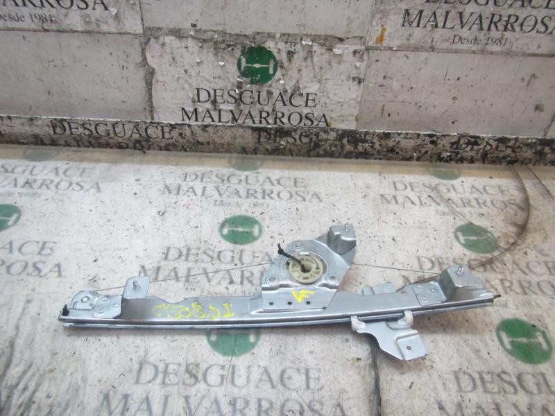 Recambio de elevalunas delantero izquierdo para dacia duster adventure referencia OEM IAM 807210751R  