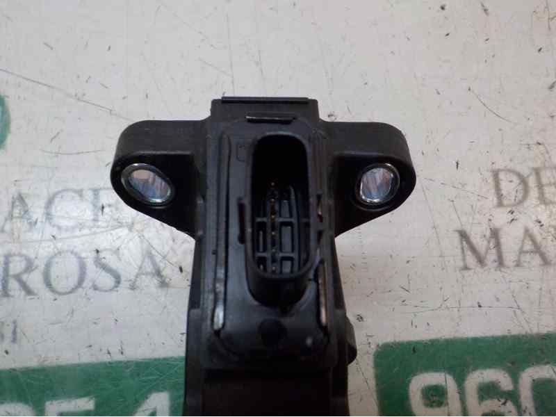 Recambio de potenciometro pedal para toyota aygo 1.0 vvti referencia OEM IAM 781100H040 781100H040 22042530186