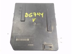 Recambio de caja reles / fusibles para renault kangoo 1.5 dci diesel referencia OEM IAM  82010044237B  2