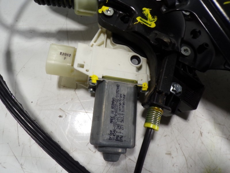 Recambio de elevalunas delantero izquierdo para bmw serie 5 lim. (f10) 2.0 turbodiesel referencia OEM IAM 51337182131 7248171 